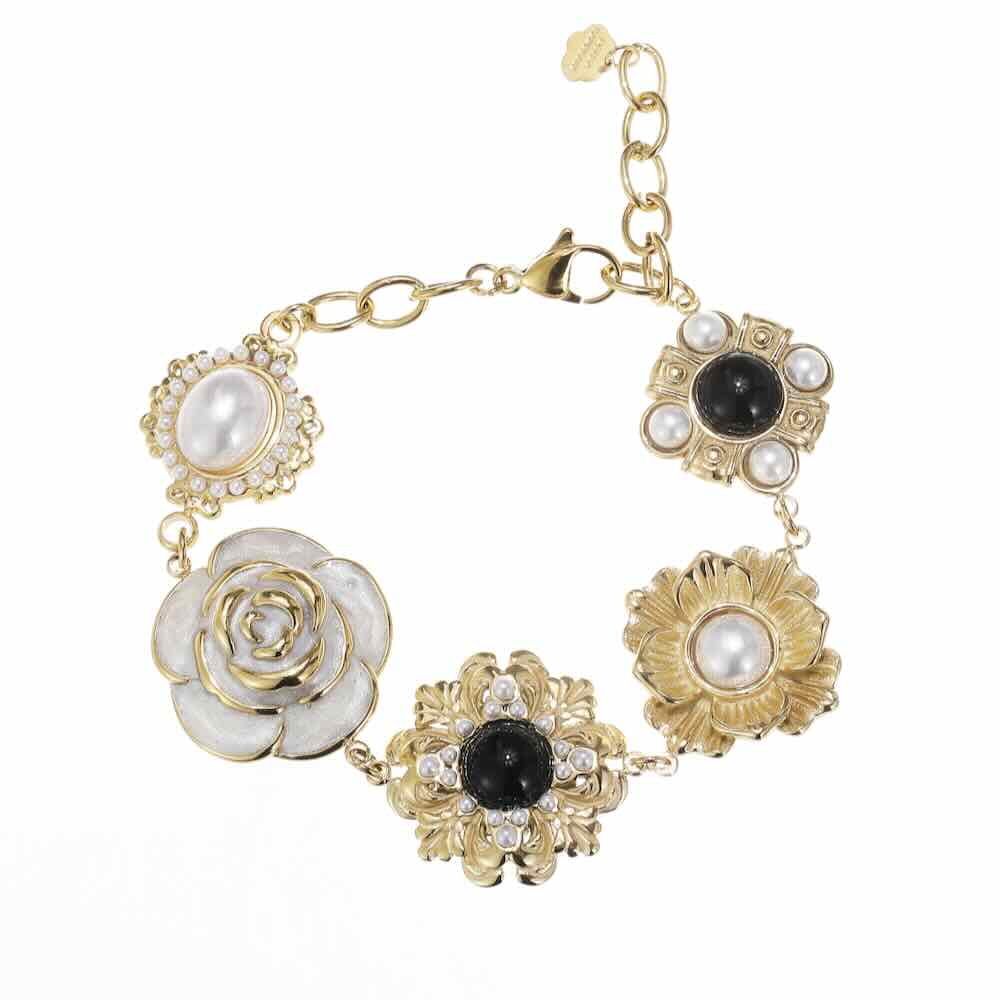 rose & camellia armband black white and pearls