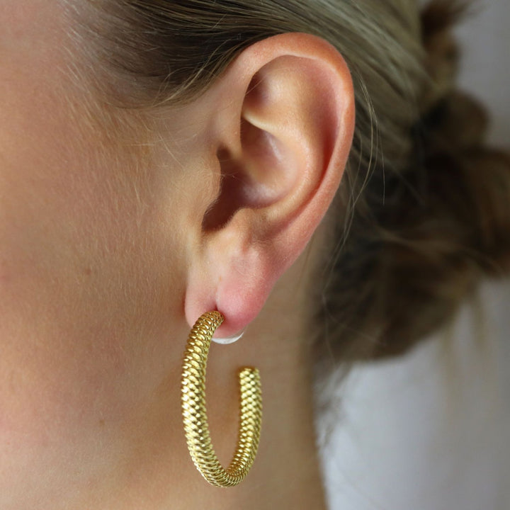 camps & camps big relief earrings