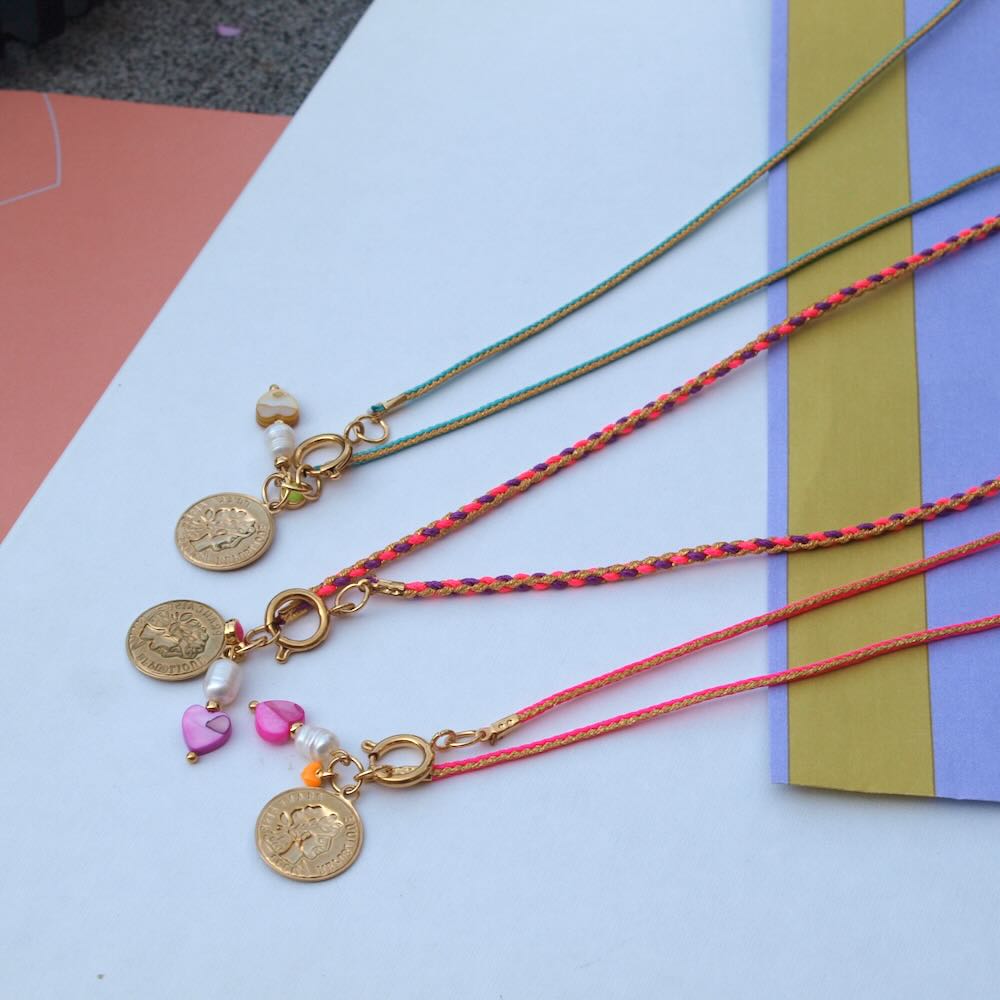 widaro ketting cord summer charms (kies je kleur)